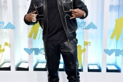 Credit: Photo by Evan Agostini/Invision/AP/Shutterstock (13332207n)Cool J arrives at the MTV Video Music Awards at the Prudential Center, in Newark, N.J2022 MTV Video Music Awards - Arrivals, Newark, United States - 28 Aug 2022